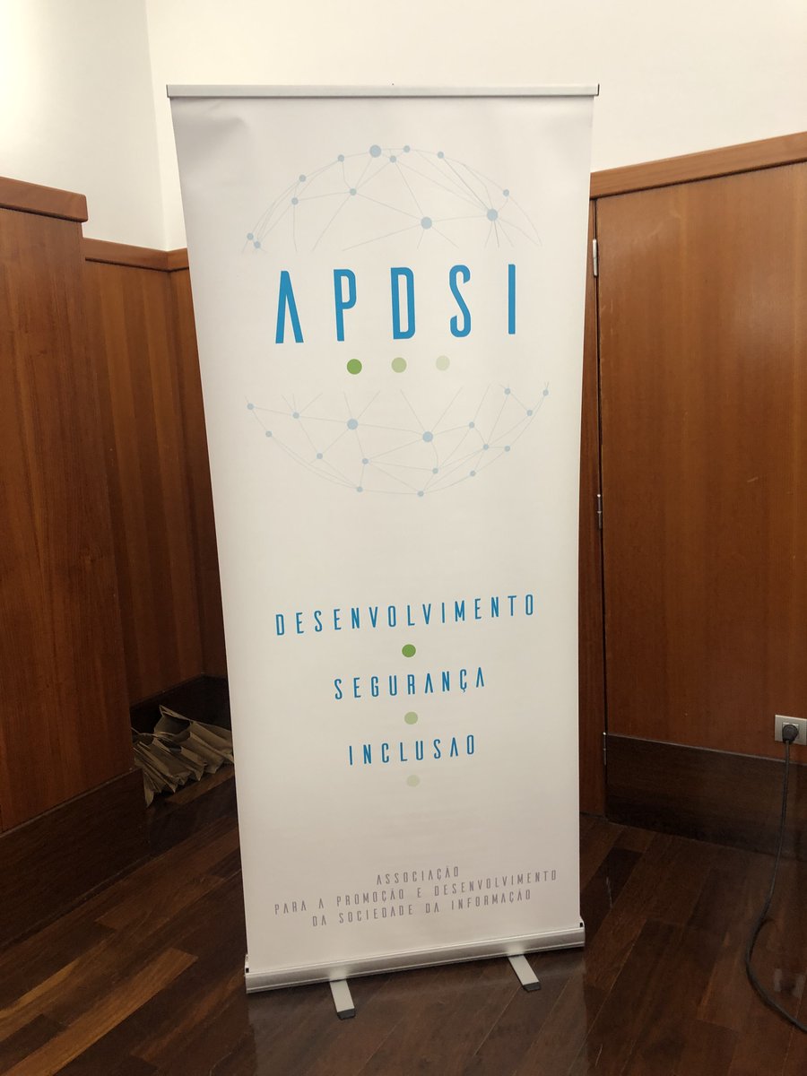 apdsi's tweet photo. Henrique Martins, Professor Associado do ISCTE e consultor em Saúde Digital, encerrou a Conferência, concluindo que há trabalho a fazer sobre o que falta na regulação, e salienta que o próprio regulador deve potenciar essa investigação.
#APDSI #IA #AI #regulacao https://t.co/SQp52pnB4v
