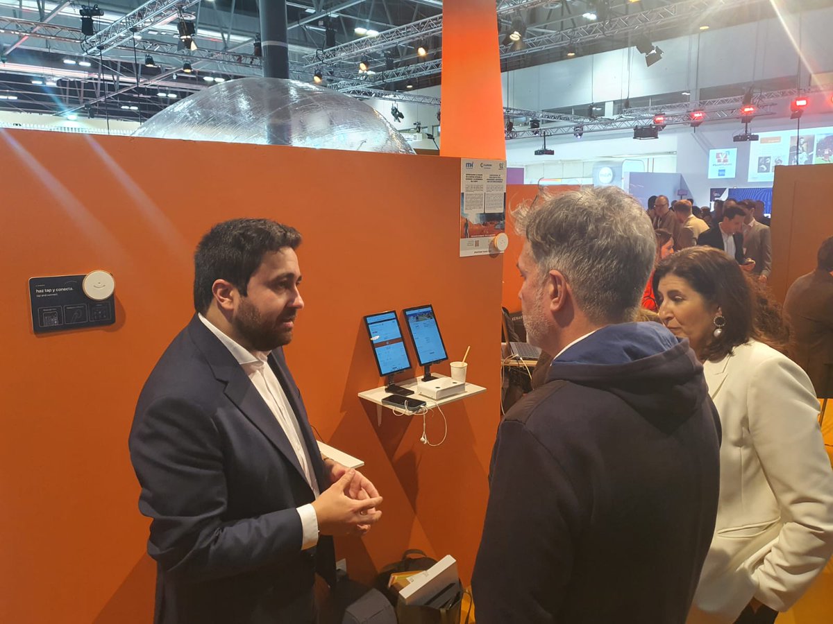 Arrancamos con fuerza en #FITUR 🚀presentando junto a <a href="/vodafone_es/">Vodafone España</a> nuestra innovadora solución de IA Generativa en #techYhotel de FITURTECHY24. Descubre el futuro de la experiencia turística con IA. ¡Te esperamos en nuestro stand del 24 al 26 de enero! spr.ly/6018TizXg