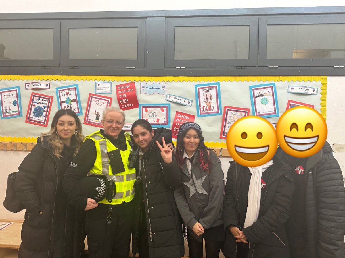 Jo &amp; <a href="/meechan_miss/">Miss Meechan</a> attended at <a href="/AntoninePrimary/">Antonine Primary 💫</a> with 4 of our YP from the Antiracism group who delivered their own presentation to 50 P7s. Our girls done an amazing job in front of their biggest audience yet. Massive thanks to <a href="/MsAHinkley/">Angel Hinkley</a> for organising this 😊😊