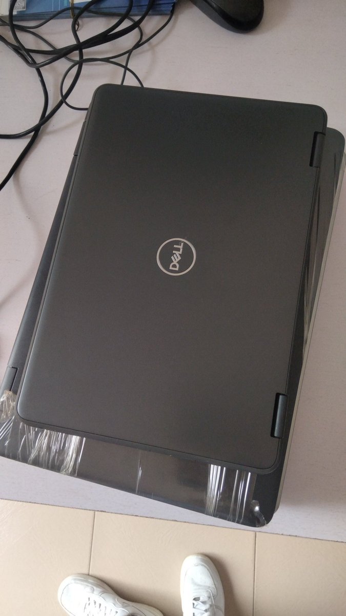 hspdailydiary's tweet image. Dollar is still rising. Buy your laptop today. Still less than 100 dollars.

#Dollar #wizkid #buyalaptop #laptopsinlagos