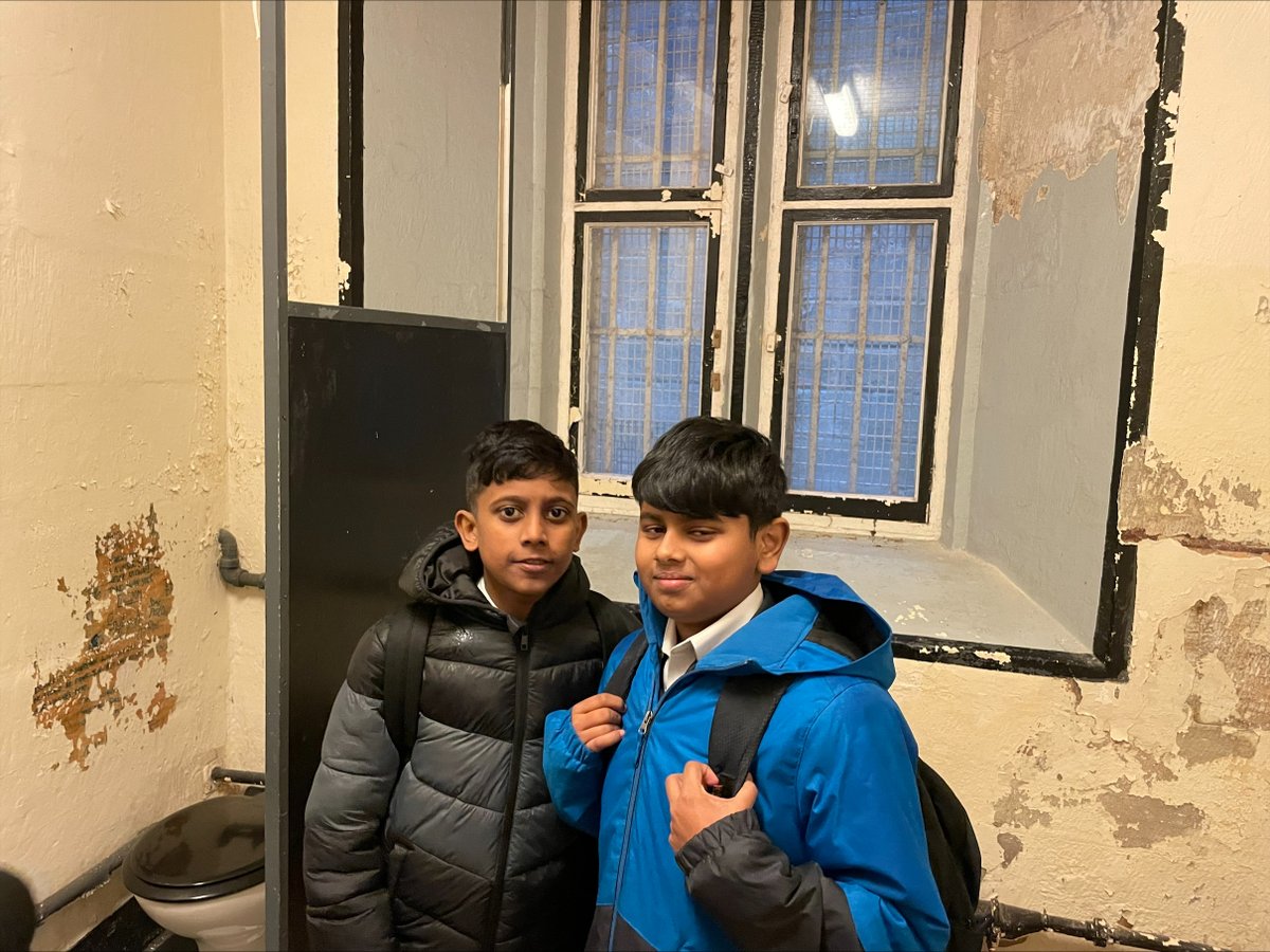 FulwoodAcademy's tweet photo. Fantastic day at Lancaster Castle and Museum with Year 7 pupils as part of their #SMARTDay. 🏰Learning, exploring and making memories together. ⭐️
#WeAreFulwood #WeChallenge #LancasterCastle #EducationAdventure https://t.co/pJqUegqOpZ