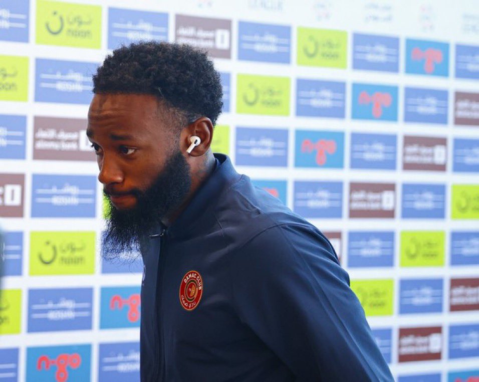 🚨🚨🚨🚨🎙️- كيفن نكودو لاعب ضمك : 

على سبيل المثال ساتحدث عن #الهلال بالنسبة لي هم فريق بطل إذا وضعتهم لمدة أشهر في بطولة كبري في أوروبا سيقدمون مستويات عالية 💙