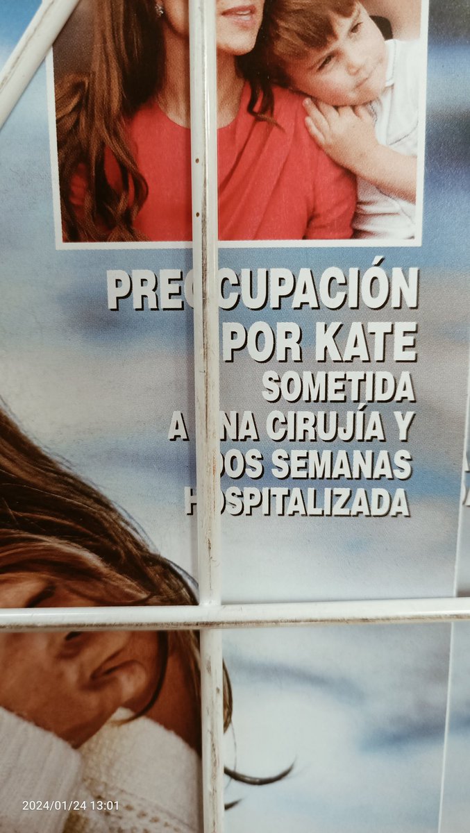 Y de repente ves en la revista <a href="/hola/">Revista ¡HOLA!</a> esta falta de ortografía en portada. De verdad nadie se ha dado cuenta? 
#faltasdeortografía #portadasrevistas