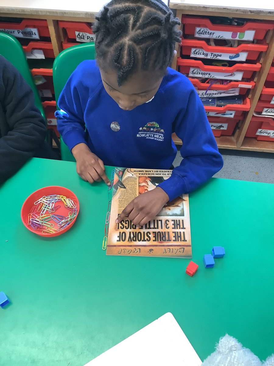 Rowlatts_TMET's tweet photo. Miss Ahmed’s Maths Group have been using non standard units of measurement to measure things around our classroom in year 1. #rmpamaths #concreteobjects #length #height https://t.co/lN2vAOjahk