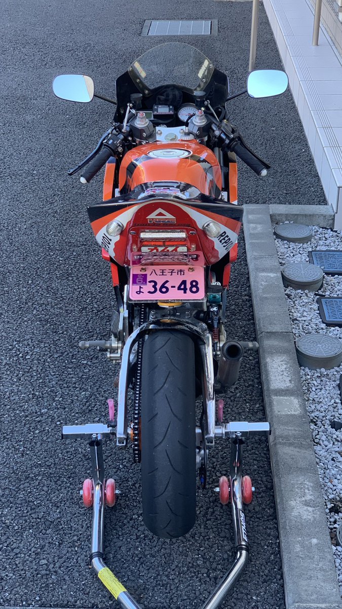 ここ見りゃ誰のバイクか分かる説明書 構成パーツ全て、唯一無二。