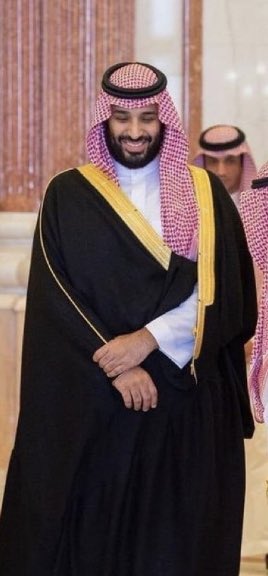 صحيفة "واشنطن تايمز" الأمريكية: 

لا يوجد سوى قائد واحد على الساحة العالمية لديه الرؤية والطاقة الشبابية والموارد المالية والدعم الشعبي للدخول في عصر من السلام والازدهار للعالم، إنه ولي العهد السعودي الأمير #محمد_بن_سلمان_بن_عبدالعزيز