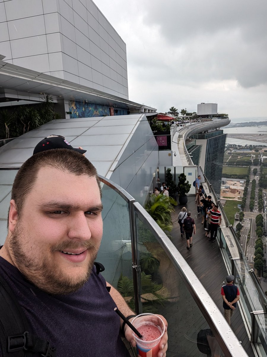 crispytaytortot's tweet image. Wow what a first day! Singapore is beautiful. Thanks again @Ubisoft @ubisingapore @skullnbonesgame for allowing me the privilege to visit Singapore! Can't wait for the rest of the week!