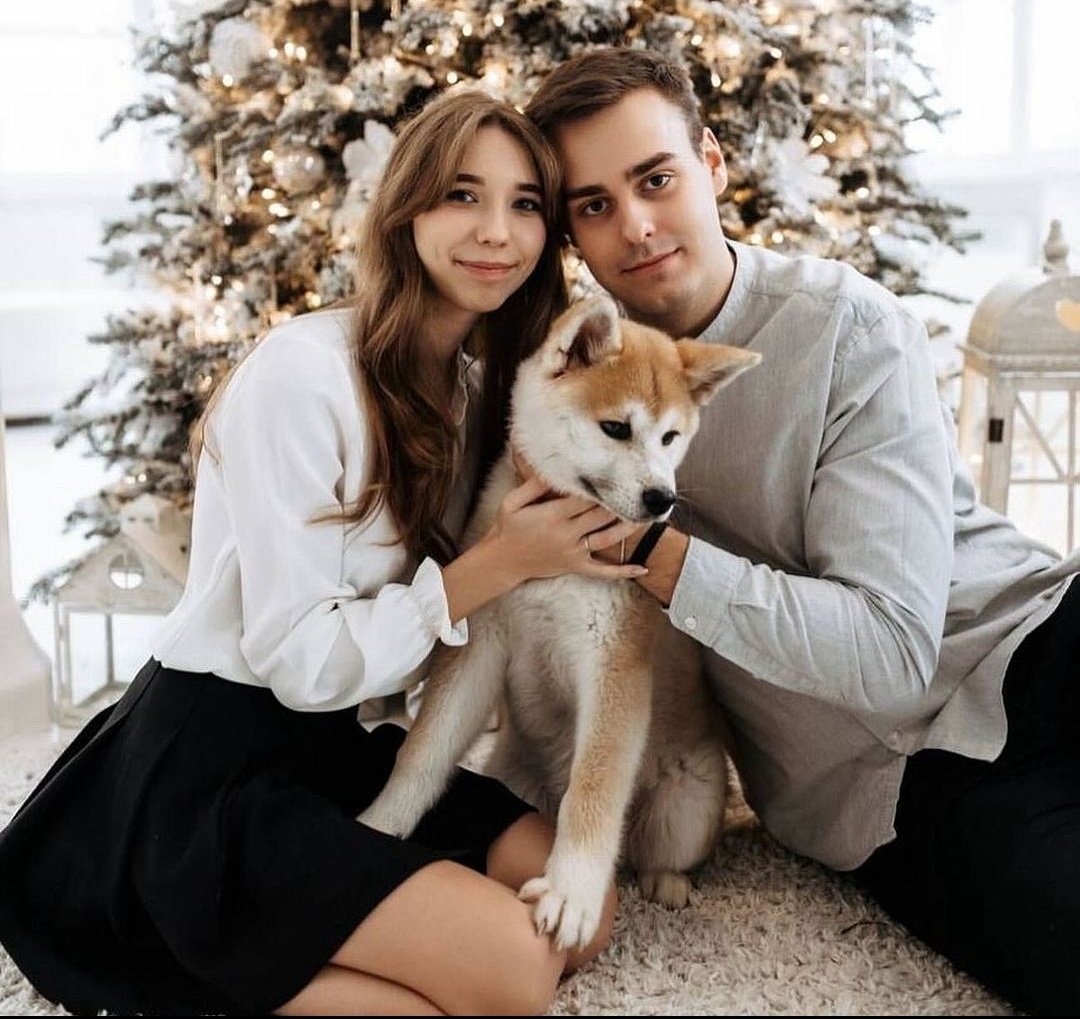 Killed yesterday as they slept in their beds.

Russia continues to target residential neighborhoods with ballistic missiles.

Kharkiv.