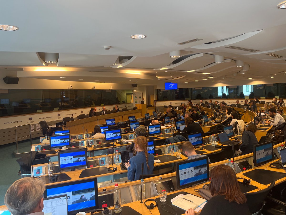 ComActProject tweet media