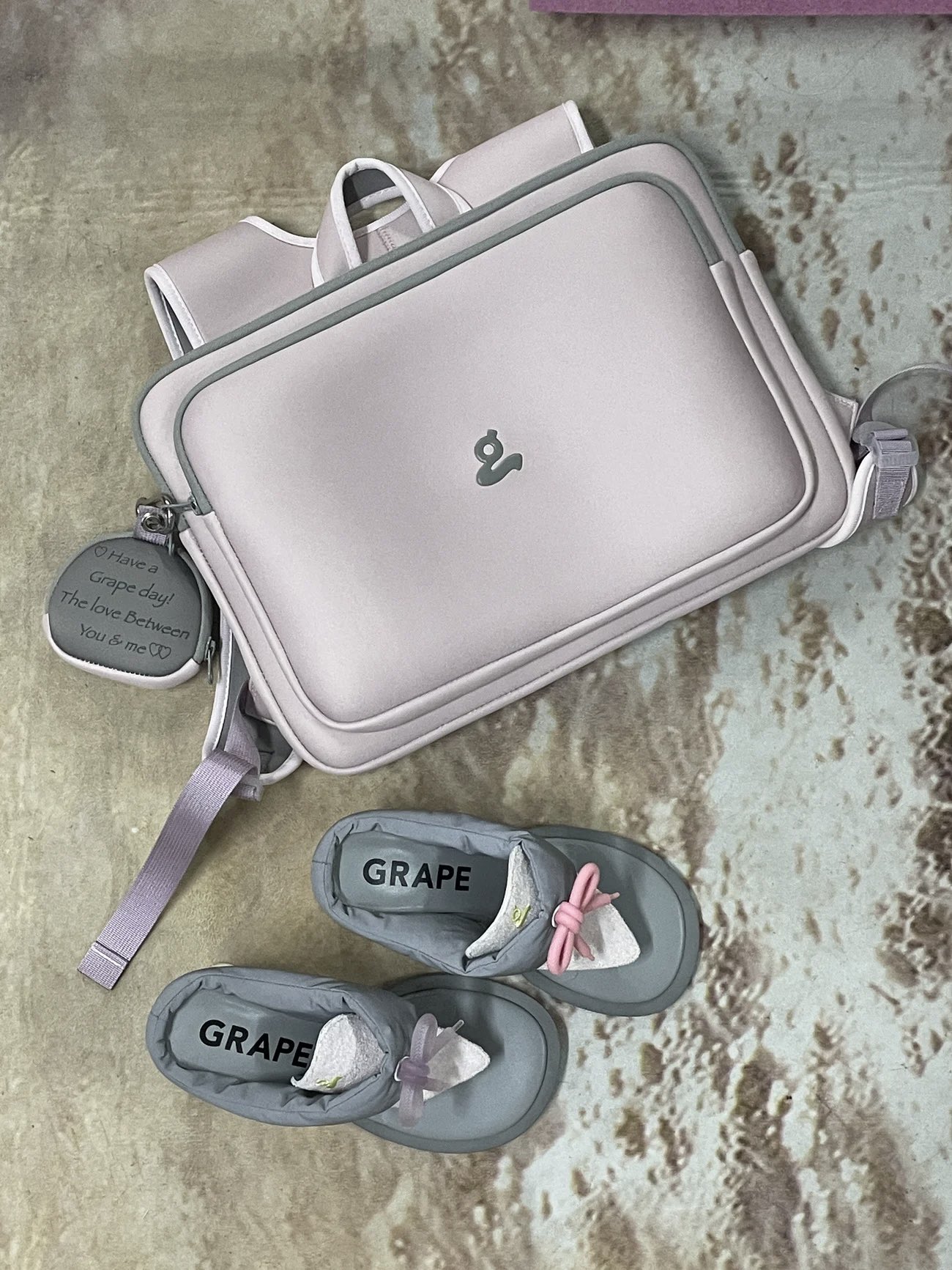 GRAPE laptop bag グレープ　パソコン　バッグ　ピンク GRAPE laptop bag グレープ パソコン バッグ ピンク