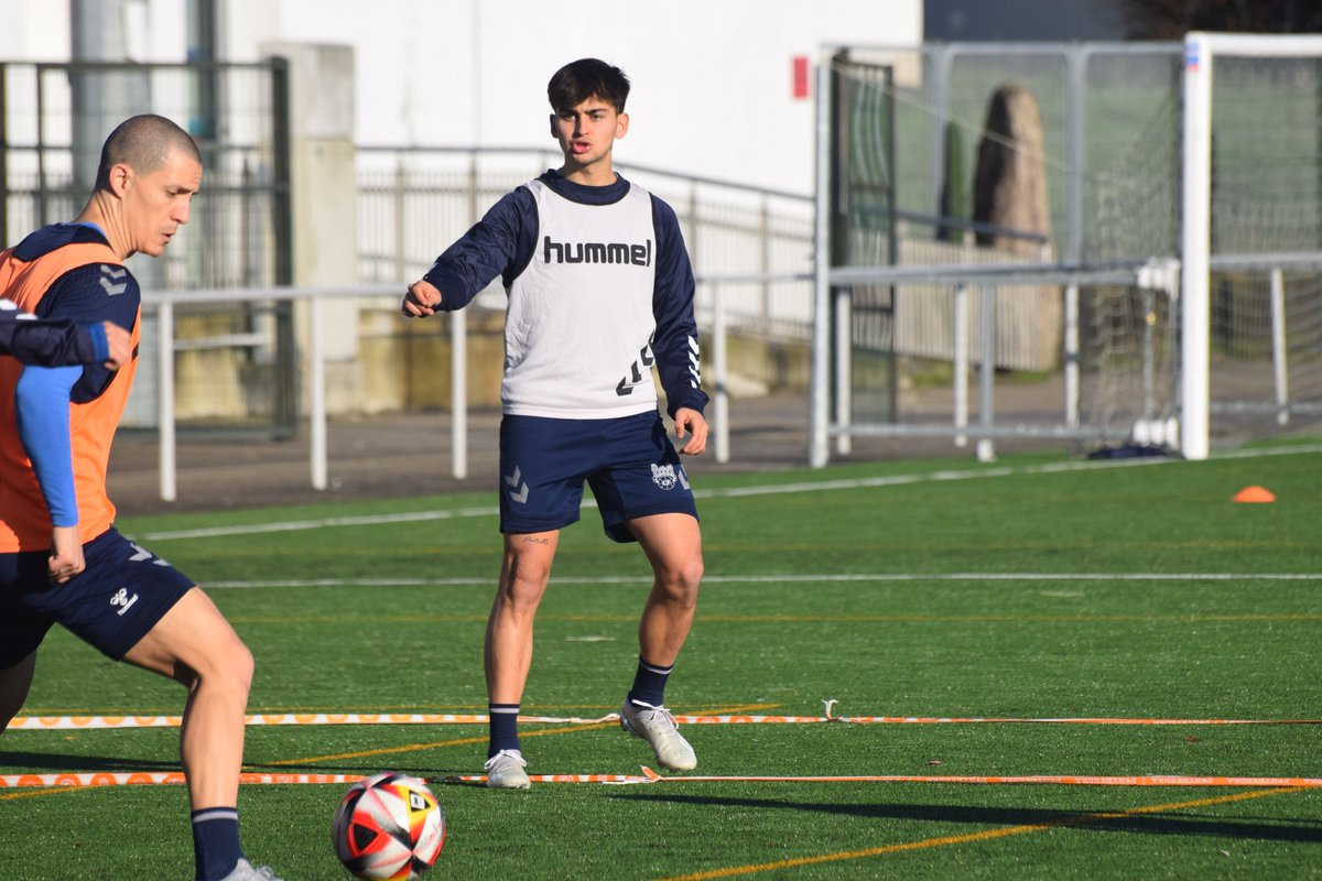 Primer día de adestramento <a href="/franlopezf1/">Fran López</a> ✅😁♥️

#UPQSC ♥️