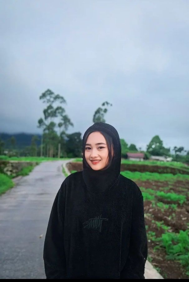 NindyaNind5437's tweet photo. #chatsekskasar #fantasiin #pejuhin  #kontolin comen yg seru ya https://t.co/yYoL8NQxPb