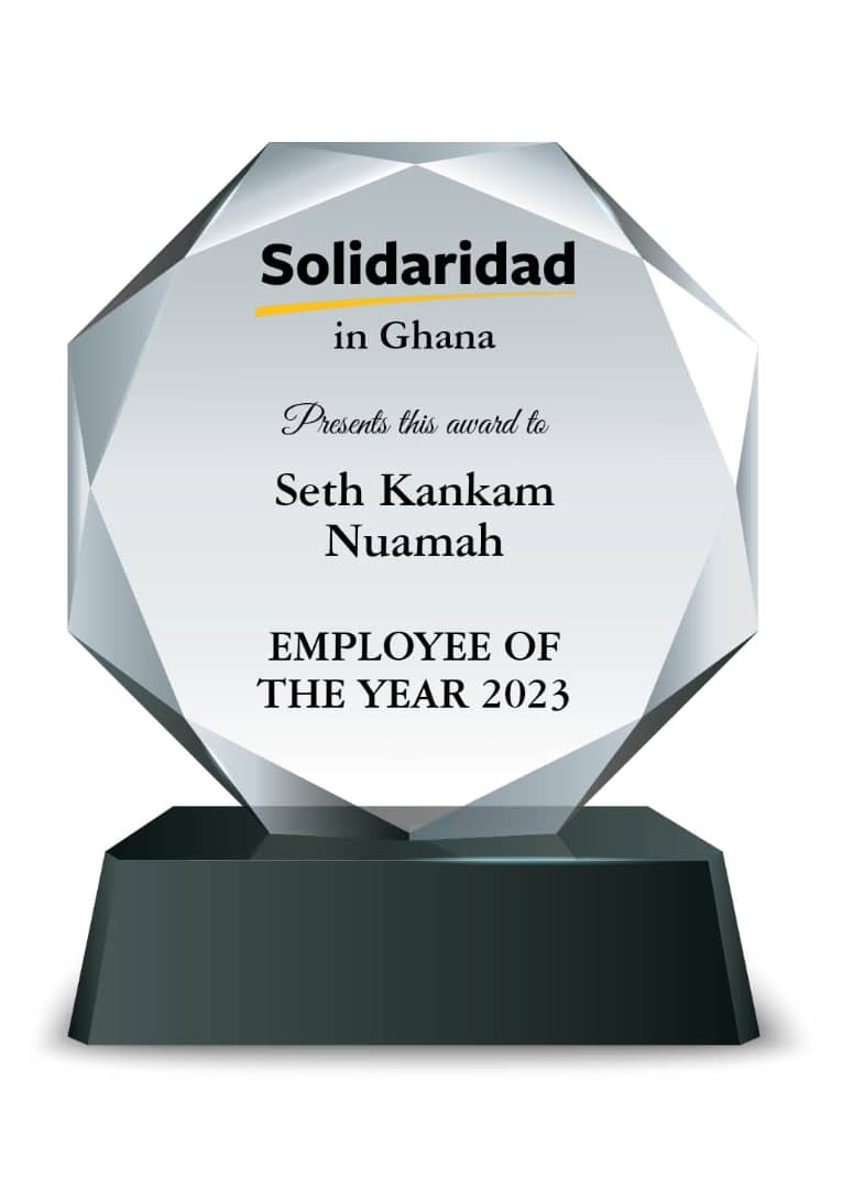 Solidaridad_wa's tweet photo. Join us in celebrating @SethKANKAM6, Programme Manager for the RECLAIM Sustainability! programme, for emerging as the Employee of the Year 2023 (Ghana). He was awarded for his commitment &amp; contribution to fundraising and successful programme implementation. 
Congratulations Seth! https://t.co/XjaOcELWm6