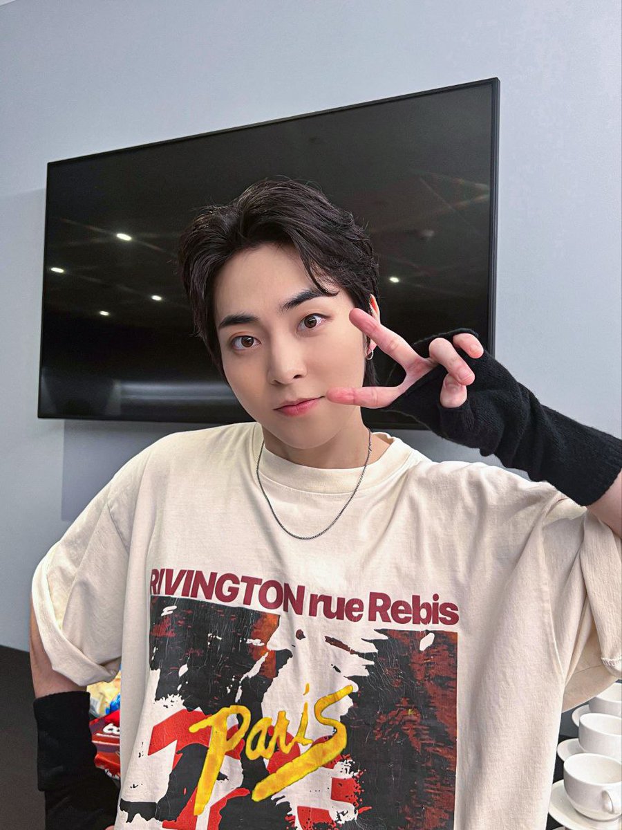 📣 با هشتگ‌های زیر از دوازدهمین سالگرد دبیو‌ی مینسوک هیونگ حمایت کنیم.😌🫰🏻❄️

EVERLASTING LOVE FOR XIU
#12YearsWithXIUMIN #XIUMIN

↳ <a href="/weareoneEXO/">EXO</a>  <a href="/layzhang/">Lay Zhang</a>  <a href="/B_hundred_Hyun/">Baekhyun_EXO</a> ;  #EXO ↲ 
𝐏𝐑𝐎𝐓𝐄𝐂𝐓 𝐄𝐗𝐎 ✨
