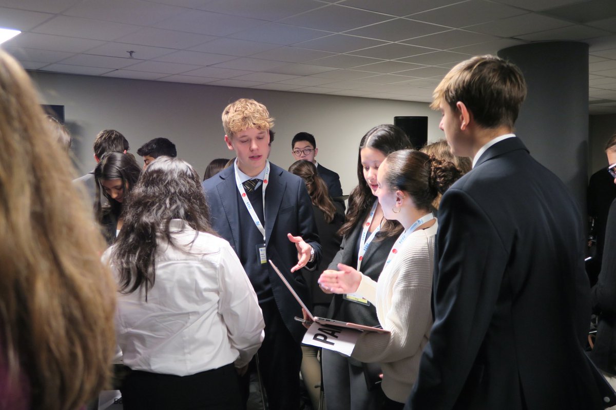HaileyburyMUN's tweet photo. Morning MUN at The Hague https://t.co/PRFfZjdqL3