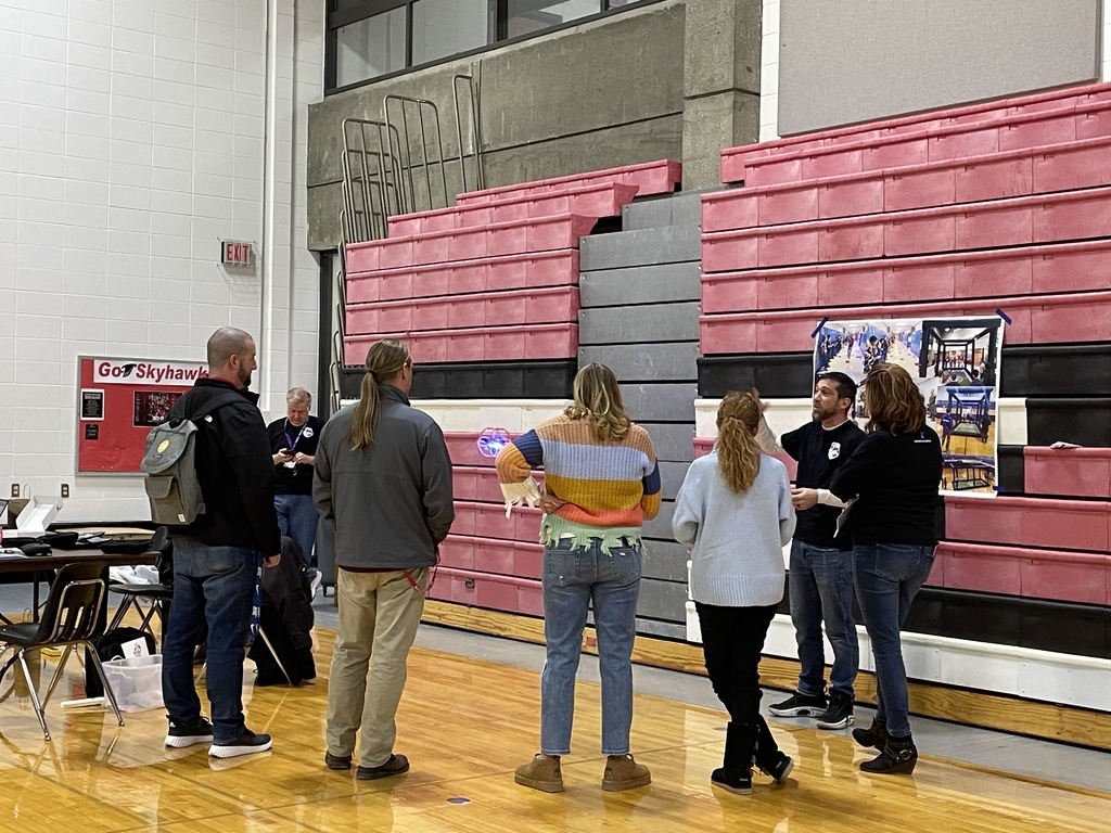 LOWROE47's tweet photo. Check out these teachers sharing their favorite tech tips at our Tech Hack-a-thon ! 
@RegionalOffice47 #RegionalOffice47 https://t.co/icJHrybfZv