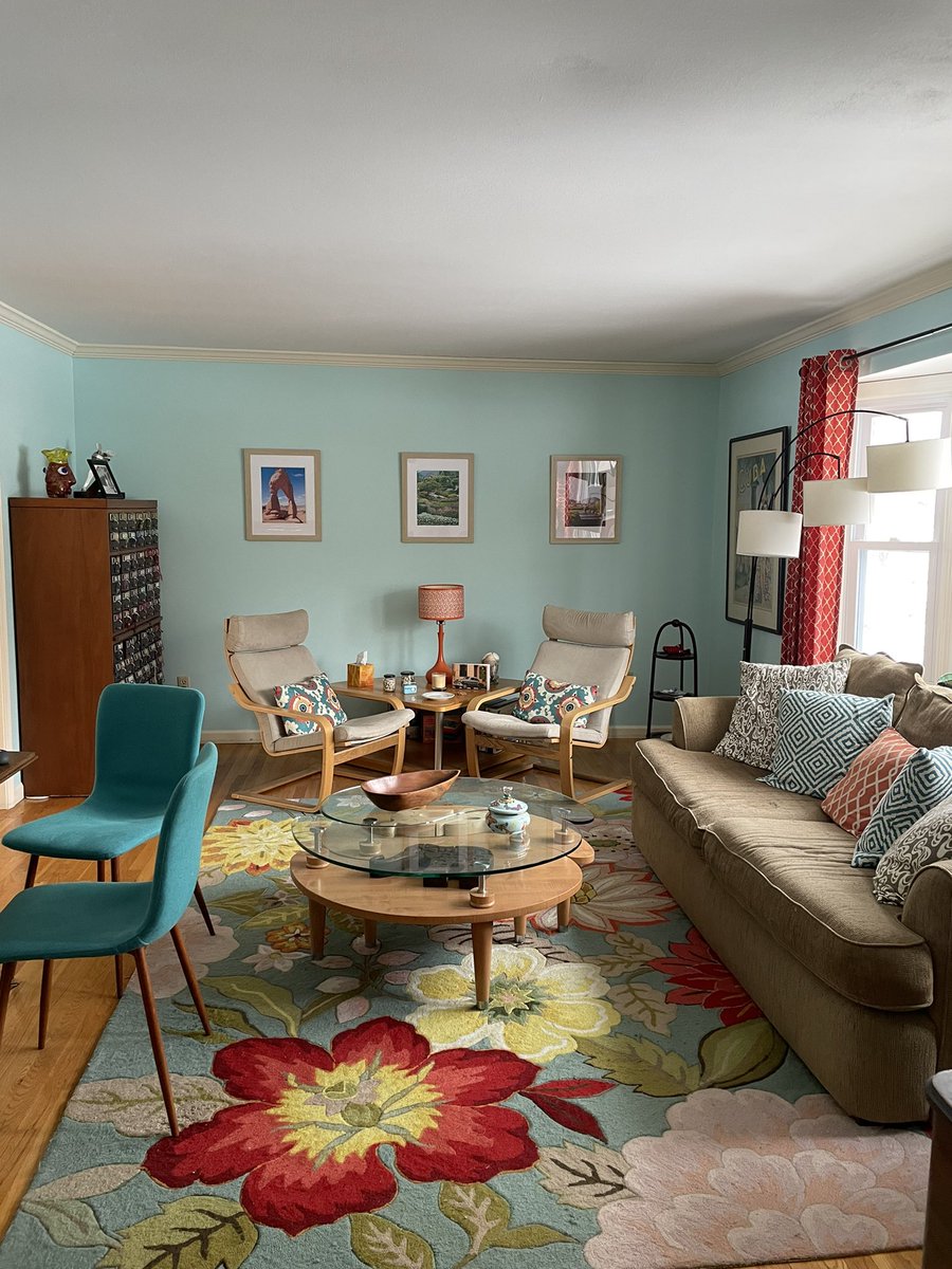 readiatrician's tweet image. We’ve been going through a lot here at HQ but in the midst of it, we painted our living room. For anyone who needs a little bright color today, here’s ours ❤️