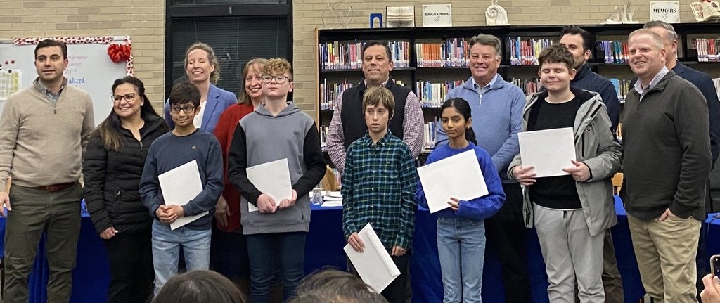 Congratulations to the Eisenhower MS Samsung Challenge team who were recognized at this week's Wyckoff BOE meeting for being named State Finalists in the national Samsung  "Solve for Tomorrow" competition. Job well done! <a href="/SolveSamsung/">Samsung Solve for Tomorrow</a> @samsungus #SolveforTomorrow