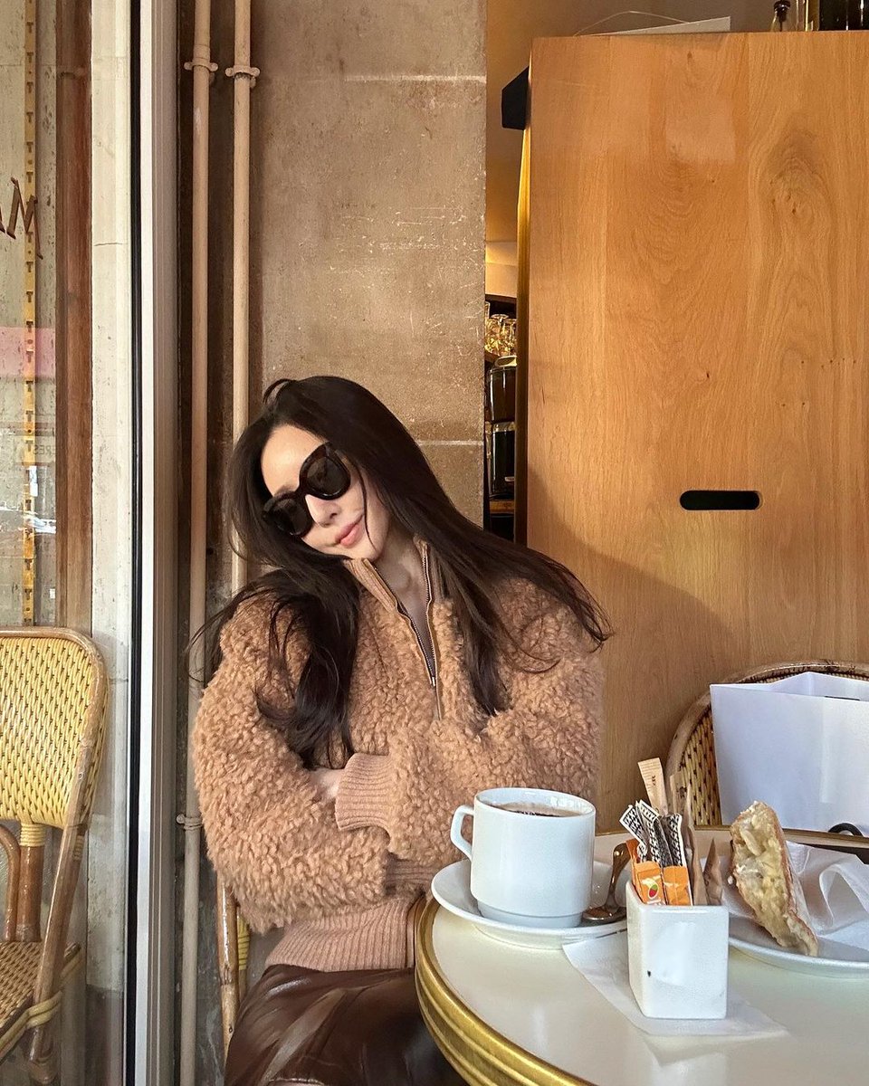 Heejim002's tweet image. #여러분, 안녕하세요❤️☕️☕️