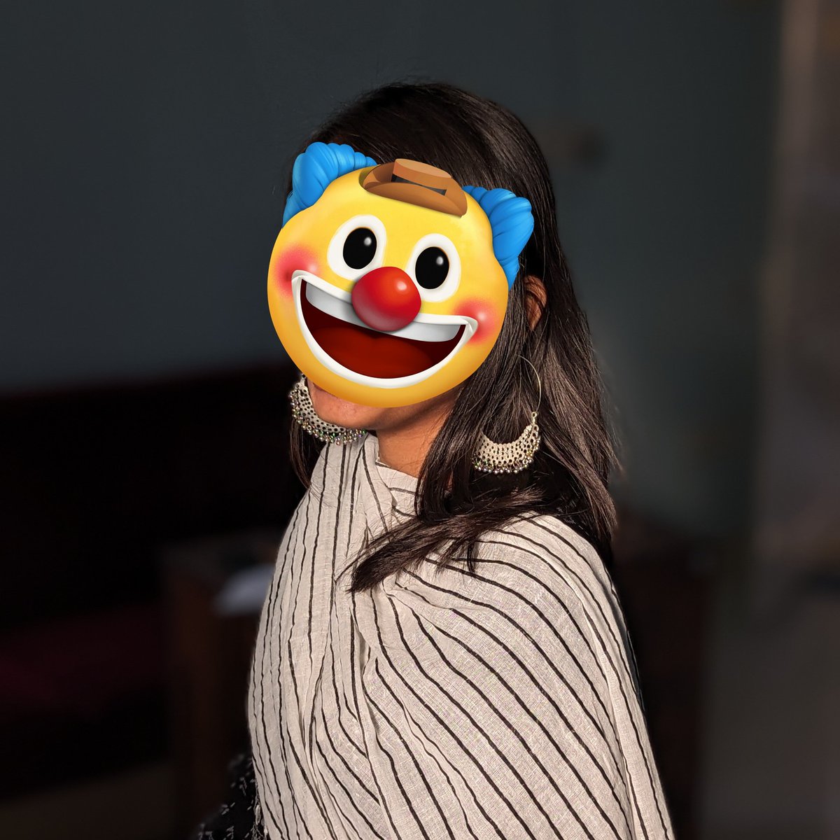 nenellostainka's tweet image. manavi kadhu but yeah #jhumkatwitter