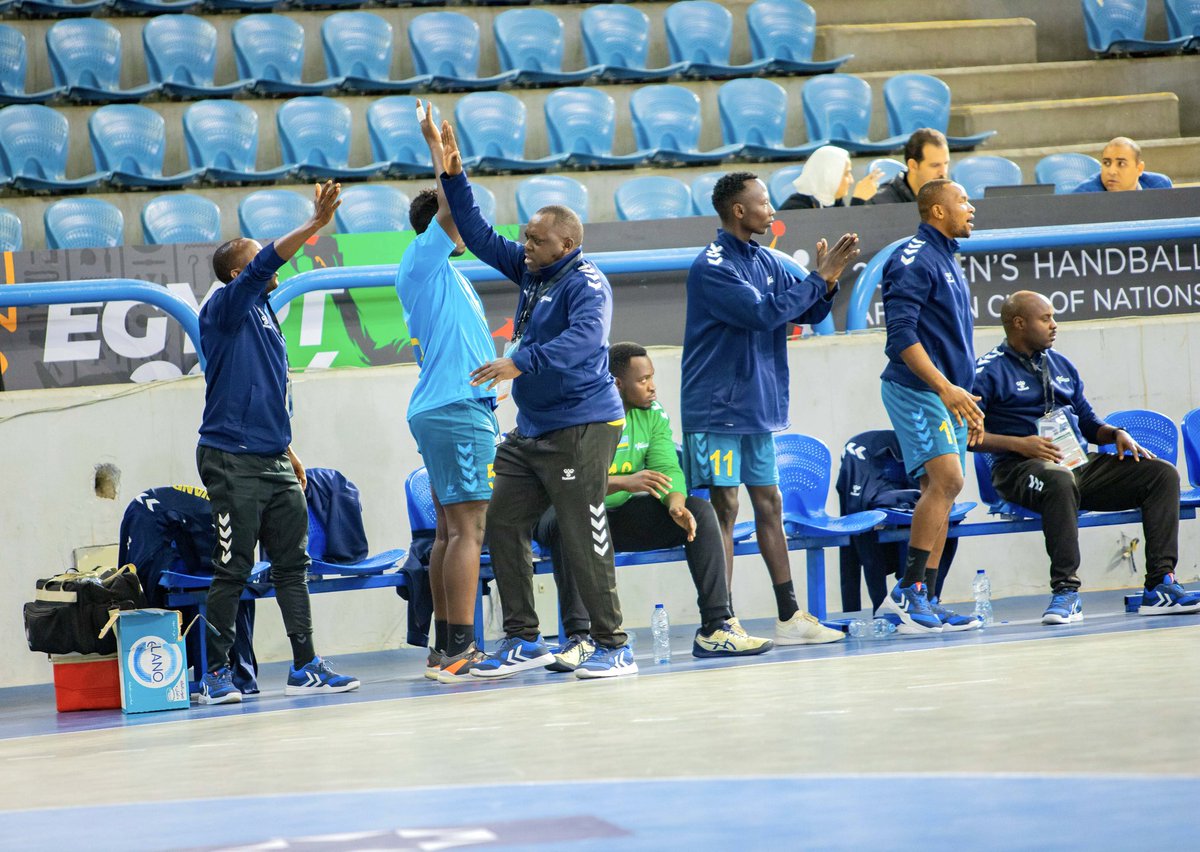 FerwahandRwanda's tweet photo. FT

#Rwanda 🇷🇼 32-24 🇰🇪 Kenya 

#LetsGoRwanda
#Egypt2024
#CAN2024 https://t.co/jWFxyjheg5