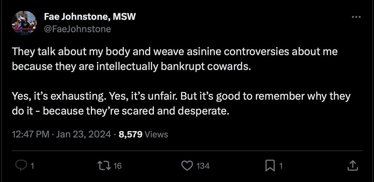 RejektEvidence's tweet photo. Entitled MALE @FaeJohnstone seems to be slightly confused on who exactly is 'scared and desperate' 
If you haven't been blocked by this absolute grifter - do go over & have a massive laugh at the lies he tells himself & the drones who aimlessly follow him. 
Oh & 'Fae' the emphasis on your crotch is because WOMEN DON"T HAVE PENISES!!! 
#sexnotgender #factsmatter #TransWomenAreConMen