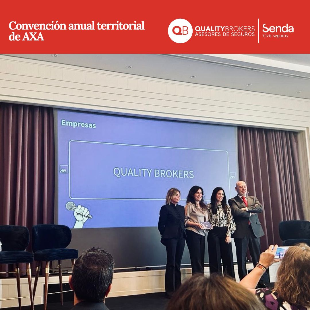 👥 Inés Echeto @EchetoInes, DT Levante Baleares, acompañada de Sergi Cardeñas, Director Canales Corredores, Brokers y Bancaseguros entrega el premio a Pilar Sáez, responsable de producción de Quality Brokers, que asistió con nuestro Director Comercial Sergio Alonso Carbó.