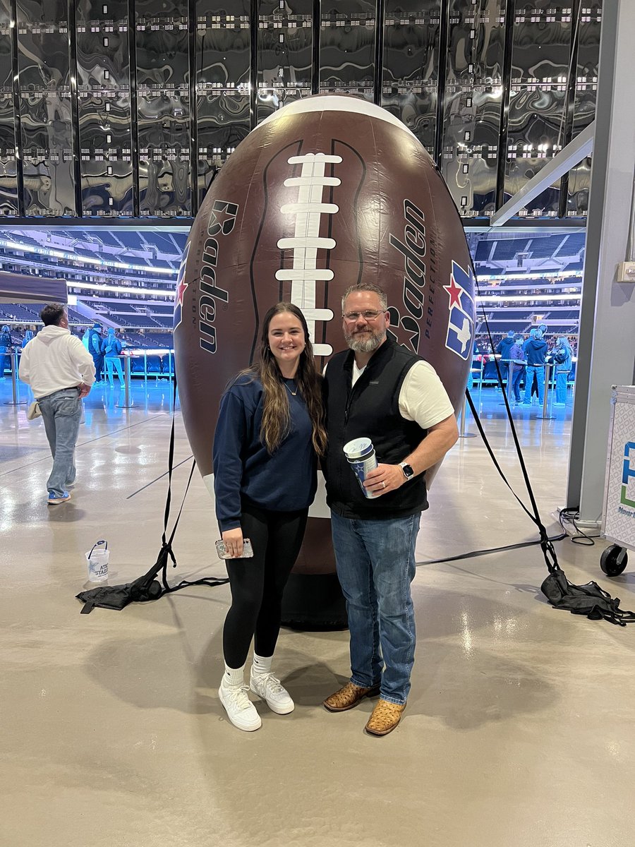 Coach Jarry Poth tweet media