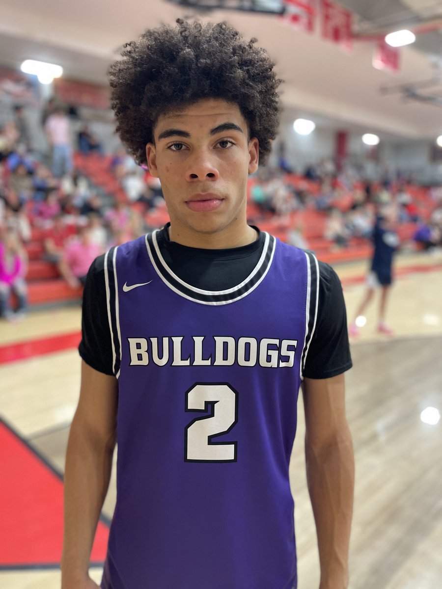 BM Sports Report Top Performer

2025
Xavier Brow <a href="/xray_brown/">xavier brown</a> 
5’10 Guard
School: Fayetteville

Stats: 12 Pts 6 Rebs 2 Assists in the 57-51 win over Bentonville.

<a href="/FayBulldogsBB/">Fayetteville BB</a> <a href="/FayBulldogsBB/">Fayetteville BB</a>