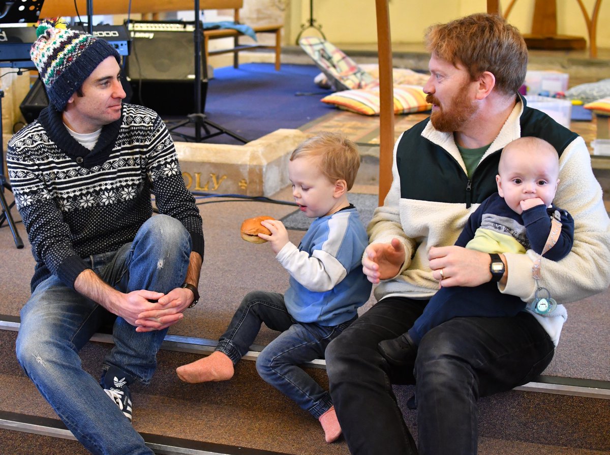 htcdchurch's tweet photo. #SaturdayFun
Dads of pre-school kids: join us for #coffee, #bacon and chat while your little ones enjoy #toys and a #bouncycastle.
Sat 17 Feb
09.00-10.30
Holy Trinity Church, BA2 5JJ
#fun #playtime #dads #kids https://t.co/qm0PvgtApY