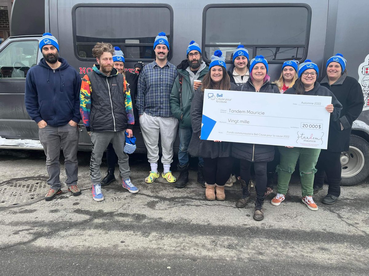 Bell_LetsTalk's tweet image. Today, the 2024 #BellLetsTalk Community Fund is open for applications! Registered charitable organizations can apply for grants up to $25,000 for programs that are improving access to mental health care, supports and services. Visit bell.ca/letstalk to learn more.