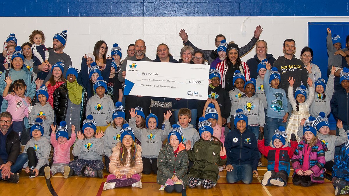 Bell_LetsTalk's tweet image. Today, the 2024 #BellLetsTalk Community Fund is open for applications! Registered charitable organizations can apply for grants up to $25,000 for programs that are improving access to mental health care, supports and services. Visit bell.ca/letstalk to learn more.