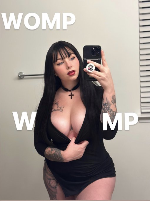 Someone called me fat on stream the other day https://t.co/Yw7SR2iq4N