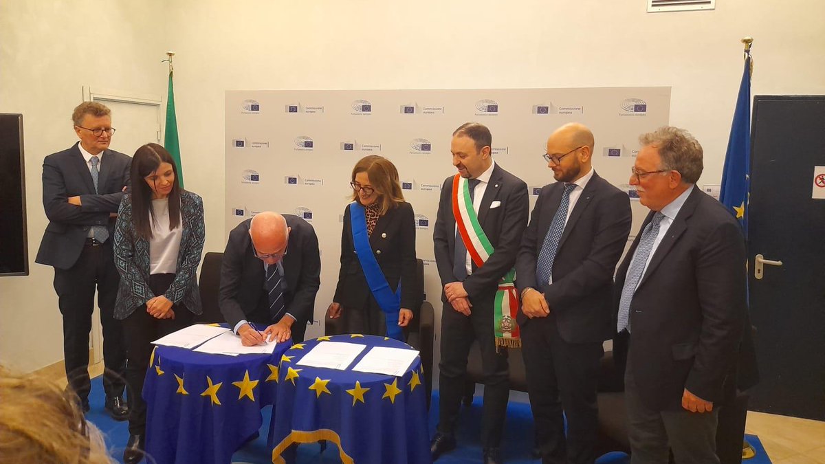 #OleaMundi, la più grande collezione di varietà di olivi e patrimonio olivicolo varietale nazionale e internazionale: materiale genetico per selezione e coltivazione di nuove cultivar e conservazione a lungo termine della diversità genetica degli ulivi🫒
cnr.it/it/news/12471