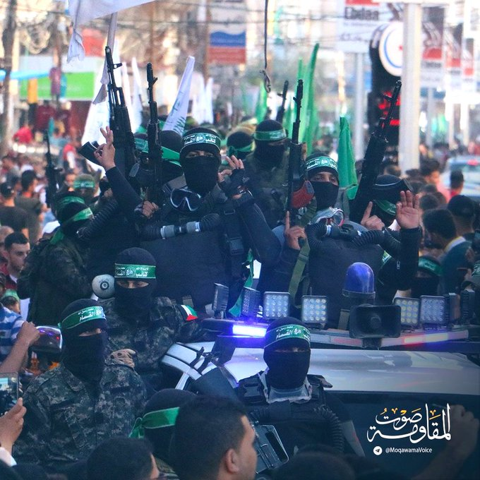 AlBurhanCenter's tweet photo. Operasi sukses meledakkan perbekalan amunisi Israhell &amp;menewaskan semua prajurit Zionis  Israhell. Pada saat yang sama, Mujahidin menghancurkan tank Merkava meledakkan  ranjau bersama yang menyebabkan mereka semua terbunuh atau terluka.  Mujahidin mundur ke markaz dengan selamat. https://t.co/9vo1xTAekc