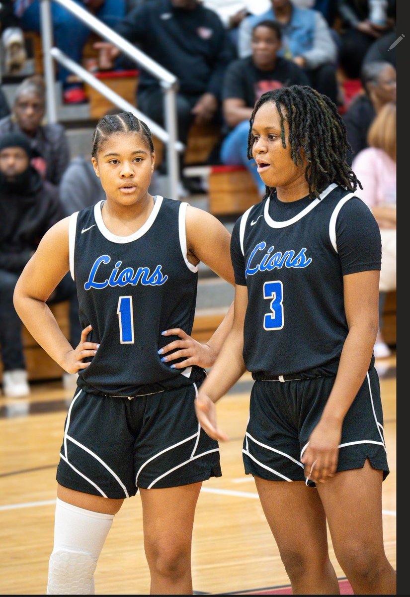 LadyLionsHoops_'s tweet photo. Check out some action shots from our County Rivalry game. https://t.co/reEd8grry4