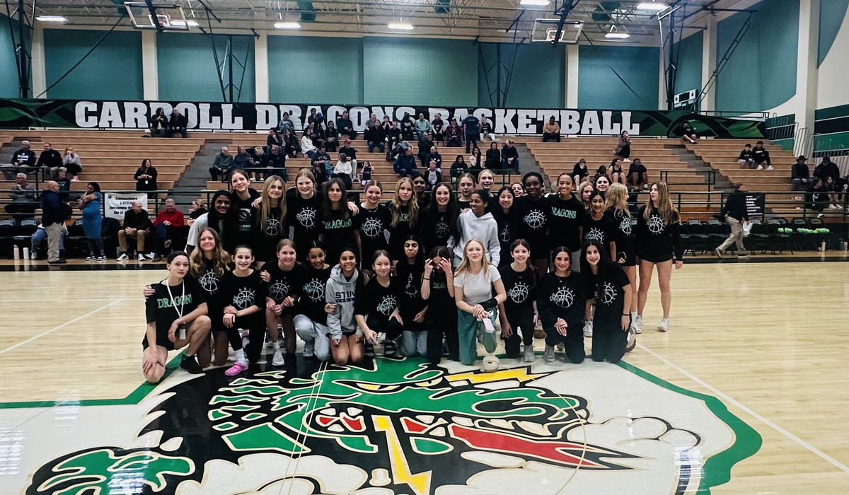 LadyDragonBKB's tweet photo. 💚🏀🖤It was great having our Carroll and Dawson Middle School teams out for last night’s win over Keller!  The Lady Dragon future is bright!💚🏀🖤
#MiddleSchoolNight 
@CABCSLC @SLCAthletics @Carrollisd @CMSGirlsAthl @DMSGirlsAthl @GeorgeDawsonMS @Carroll_Middle https://t.co/17GpGuGOYn