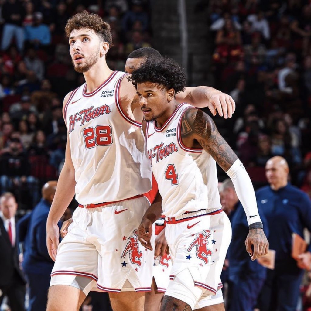 JP_Mirabueno's tweet photo. 🚨TICKET GIVEAWAY🚨

I have 2 tickets to giveaway for tonight’s #Rockets game vs Portland

Just like and RT this post and be sure to be following me and these following accounts:

@SummitSOMpod 
@ApolloNBA 

I’ll announce a winner between 430-5 this afternoon https://t.co/01YZZC8Q4w