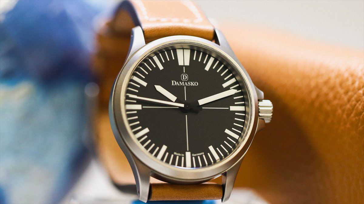DAMASKO_watches's tweet photo. Our new DK30/2 can be perfectly combined with any outfit. Whether sporty or rather elegant. With the selection of straps from our versatile range, you will find the right accessory for every occasion.โ๐
#damasko #damaskowatches #DK3X #DK30/2 #sporty #elegant #outfit #outfits https://t.co/z6DRqL6joF