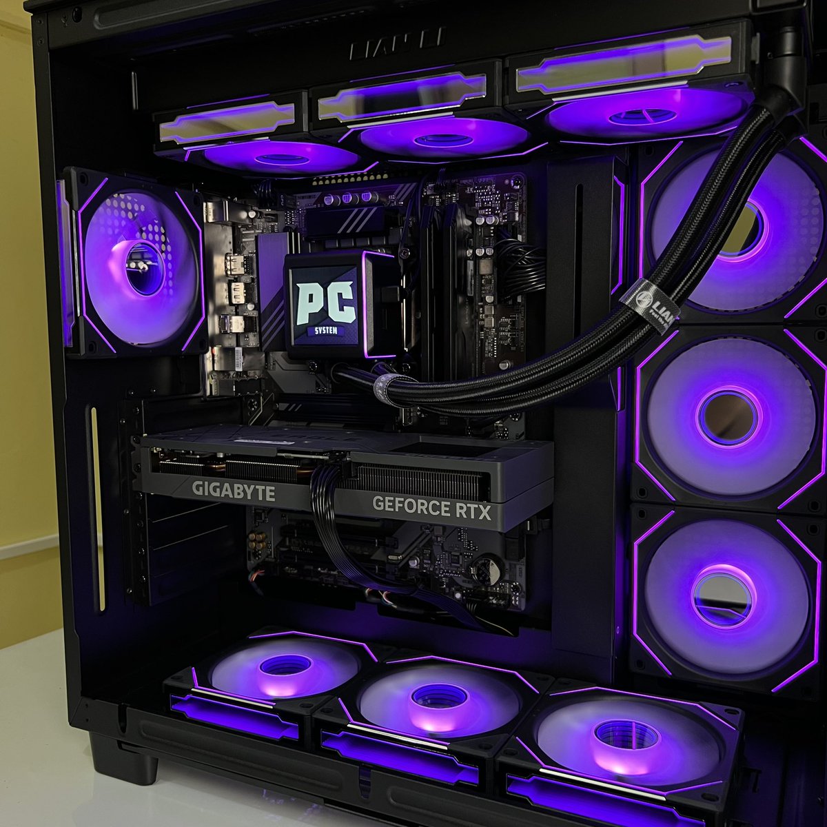 PC SYSTEM tweet media