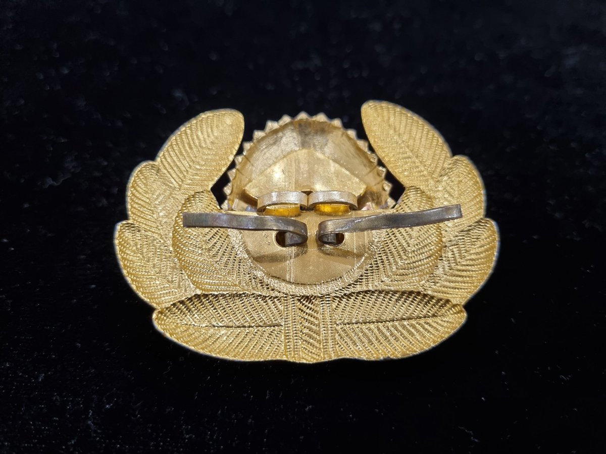comradecuong's tweet photo. Just received this Soviet Army 2 pieces Obr.58 cap badge for Officer Rank on this Wednesday January 24 of 2024 today (🇻🇳 time zone) 😃☭👍
•
#USSR #CCCP
#SovietArmy #Obr58
#Obr58CapBadge #Кокарда
#CapBadges #CapBadge
#帽章 #모표 #帽徽
#CapInsignia #Insignia
#Kokarde #Čepicový
#Sapkajelvény