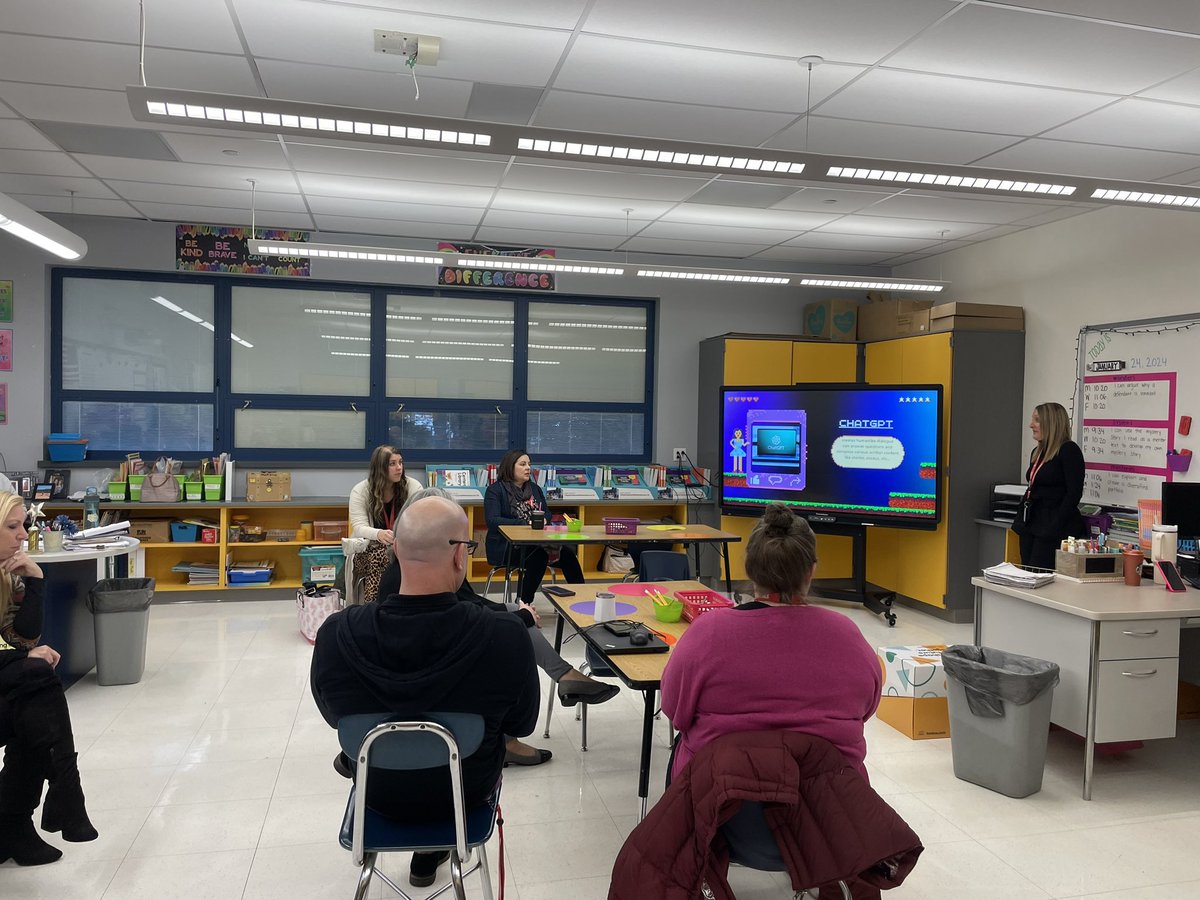 <a href="/bitsbyBoomer/">Sharon School</a> teachers learning more about AI this morning! <a href="/RvilleProud/">RvilleProud</a>
