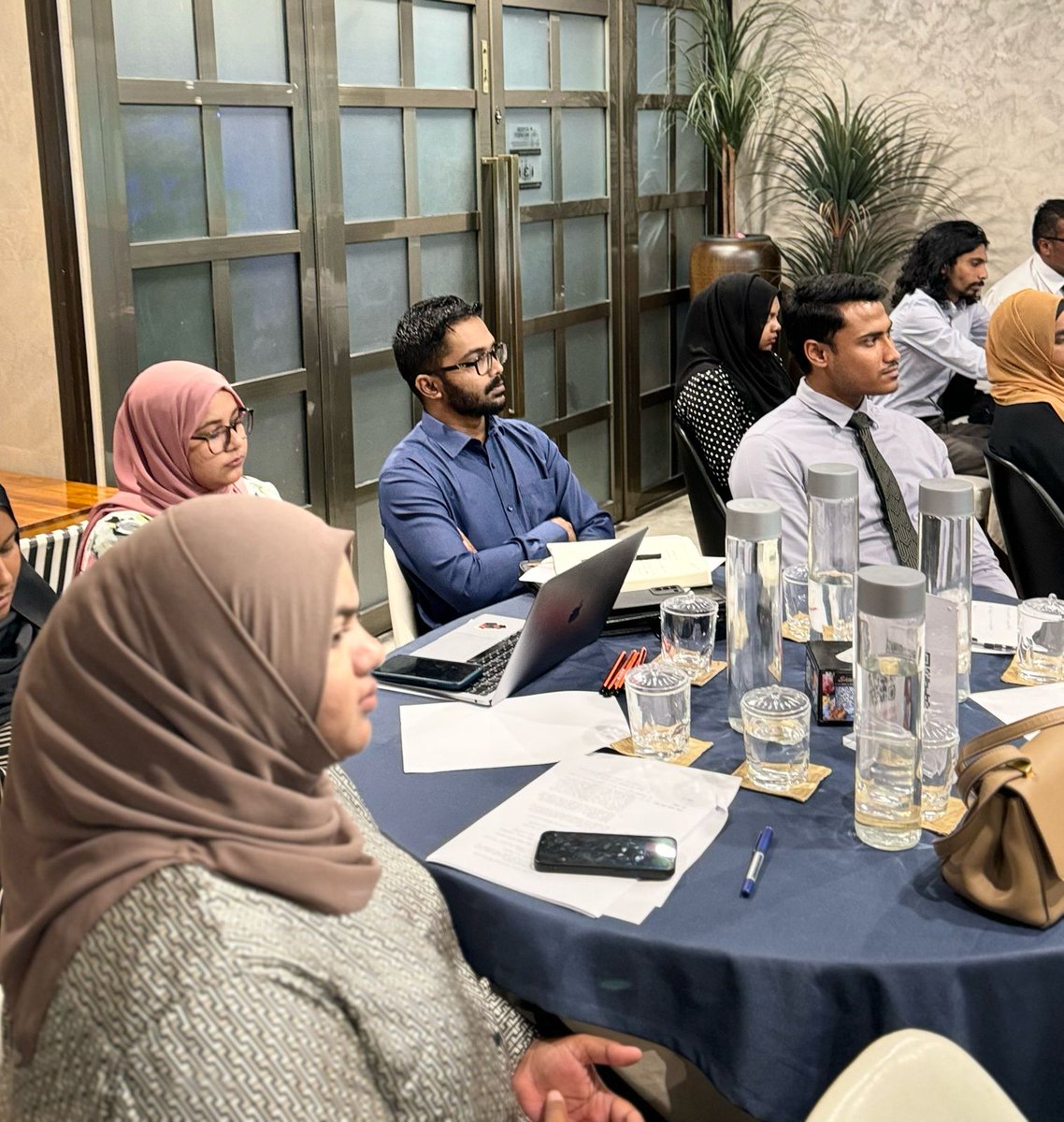 MvBarCouncil's tweet photo. The Companies Act 101 training was conducted successfully today, with 124 lawyers receiving insights into the recently ratified Act.
 
The Bar extends its gratitude to RoC Mariyam Visam for volunteering her valuable time to contribute to the development of the legal profession. https://t.co/mkV0VkHOtS