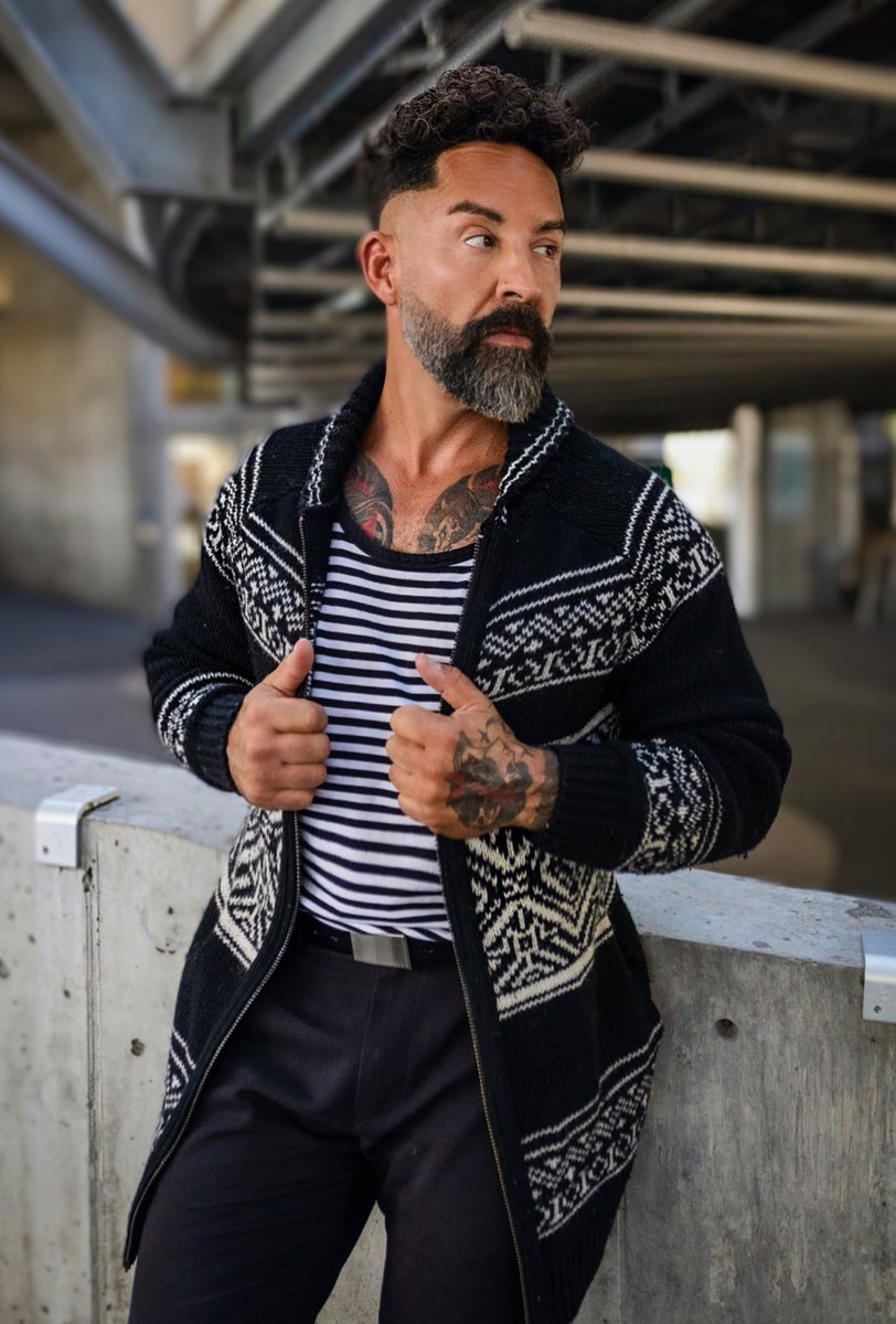 instagram.com/reel/C2IKZ9vxK…
Comedian Kris LaBelle is coming to the TBCA on March 30th! Tickets go on sale at 10am! For tickets: ticketmaster.ca 🎟️