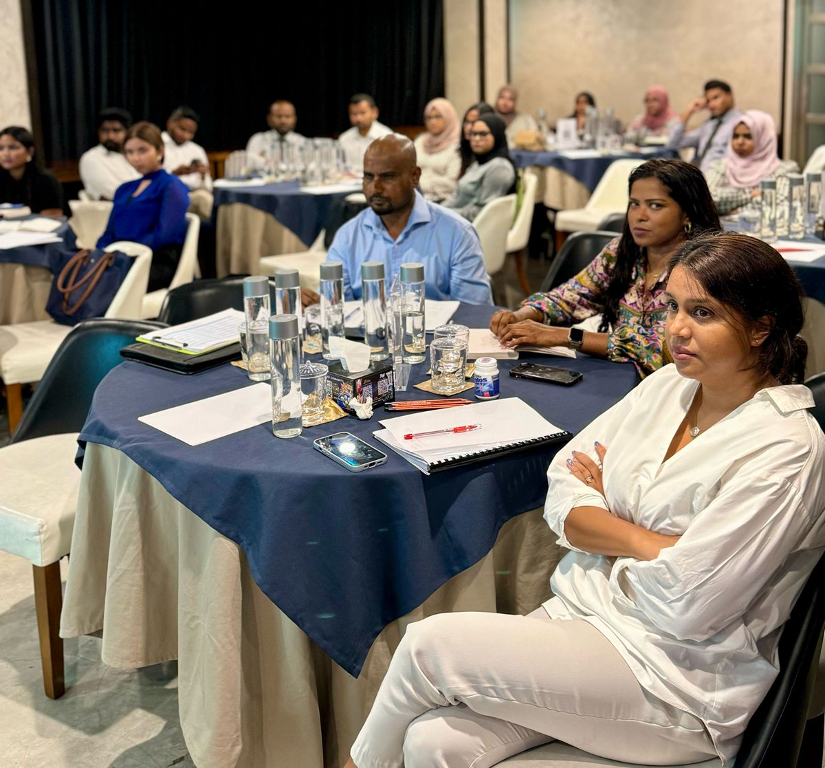MvBarCouncil's tweet photo. The Companies Act 101 training was conducted successfully today, with 124 lawyers receiving insights into the recently ratified Act.
 
The Bar extends its gratitude to RoC Mariyam Visam for volunteering her valuable time to contribute to the development of the legal profession. https://t.co/mkV0VkHOtS