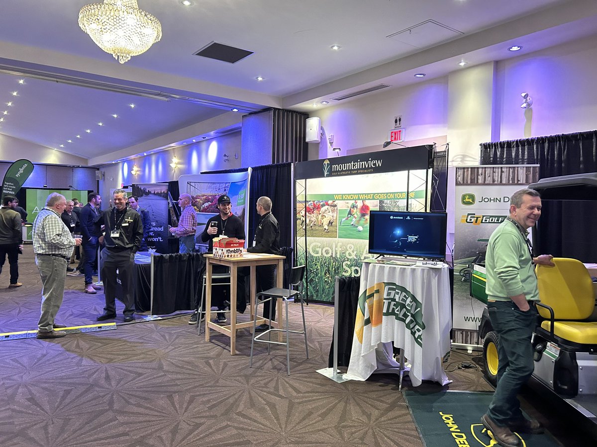 ottvalleyturf's tweet photo. The tradeshow is now open at the 2024 #OVTAConference. Thank you to our exhibitors for making it another great year to attend. #ottvalleyturf https://t.co/tWeDjIg8SZ