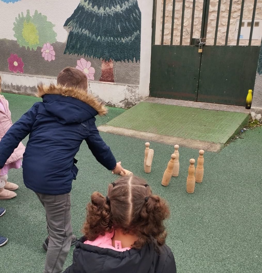 🏫  Los alumnos del <a href="/CRAArroyoVA/">CRA Arroyo</a>  
han disfrutado de los talleres: 

- Hábitos Saludables.

- Aula de Juegos Autóctonos. 

📍 Viloria, San Miguel del Arroyo, Megeces y Cogeces del Monte. 

➡️ Actividades del programa Juegos Escolares de la Diputación de Valladolid.