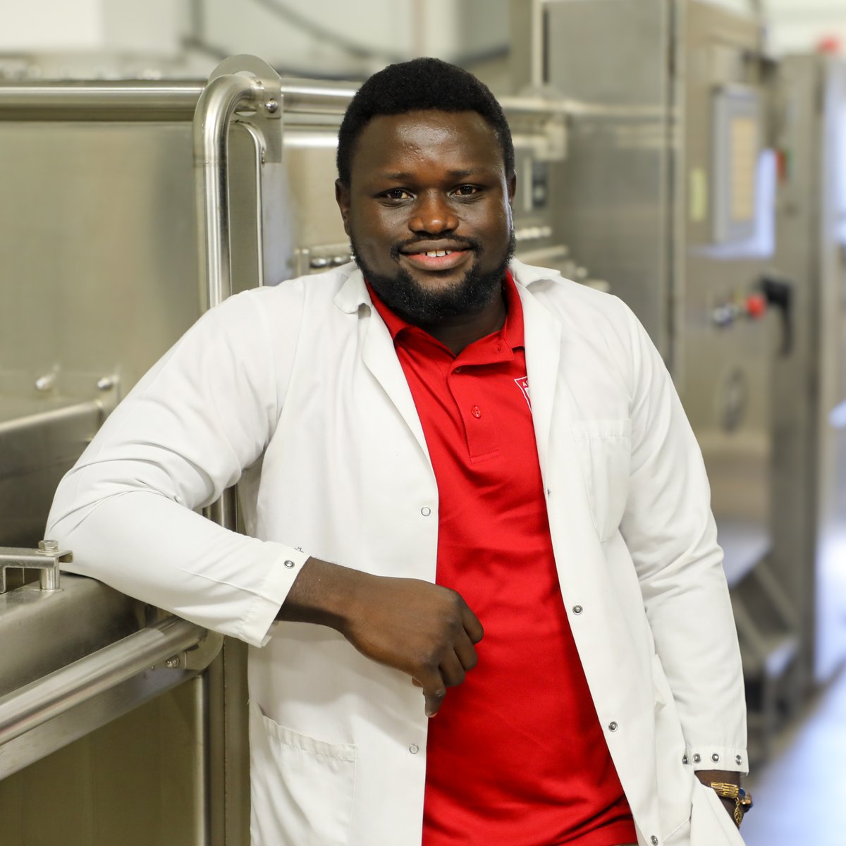 bumperscollege's tweet image. Food Science Master&apos;s student Evans Owusu is working to develop technologies that improve #rice grain safety &amp;amp; processing. Evans is working alongside Griffiths Atungulu, director of the Arkansas Rice Processing Program. #gradstudentspotlight #foodscience #agfoodlife