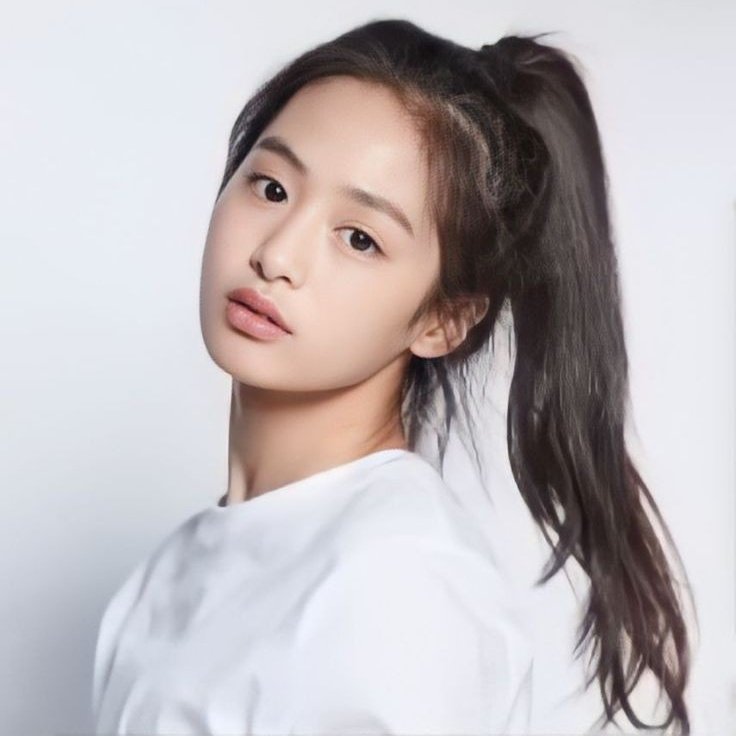 "YG Entertainment ประกาศอย่างเป็นทางการว่าอาฮยอนหายดีแล้ว ตอนนี้กำลังอัดเพลง และเตรียมปล่อยอัลบั้มในเดือนเมษายน 2024"

BAEMON IS BACK ON FEB 1
#StuckInTheMiddle
#BABYMONSTER #베이비몬스터 <a href="/YGBABYMONSTER_/">BABYMONSTER</a>