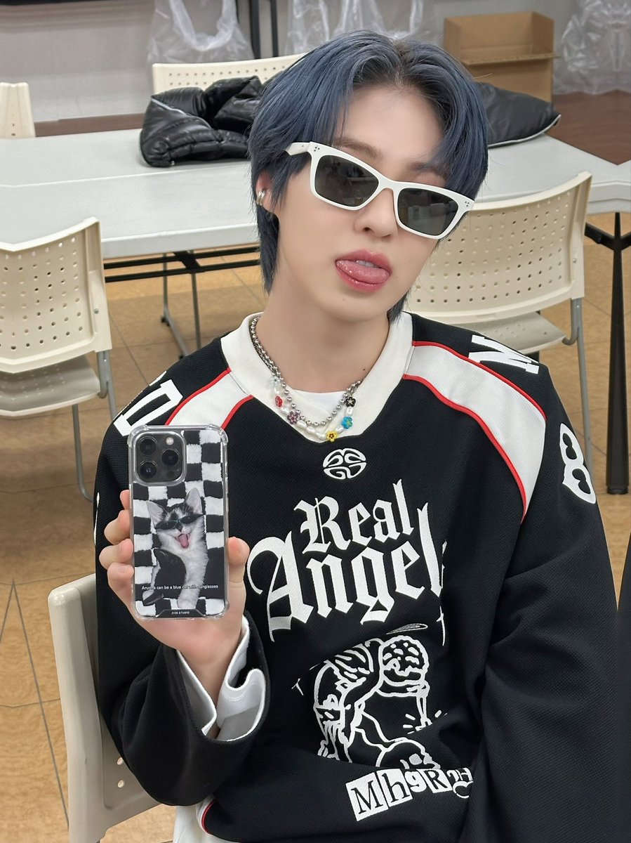 [#에이든]

새로운 하루도 스껄하게 시작합시다😼

#EPEX #이펙스 #AYDEN #에이든